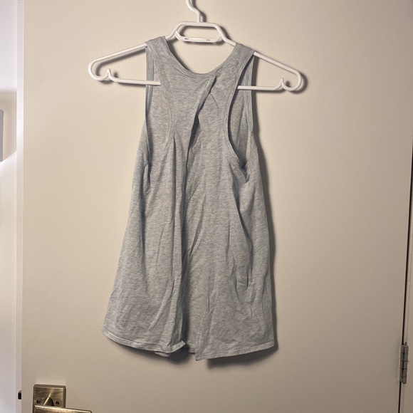 Lululemon all tied up tank - Picture 2 of 4